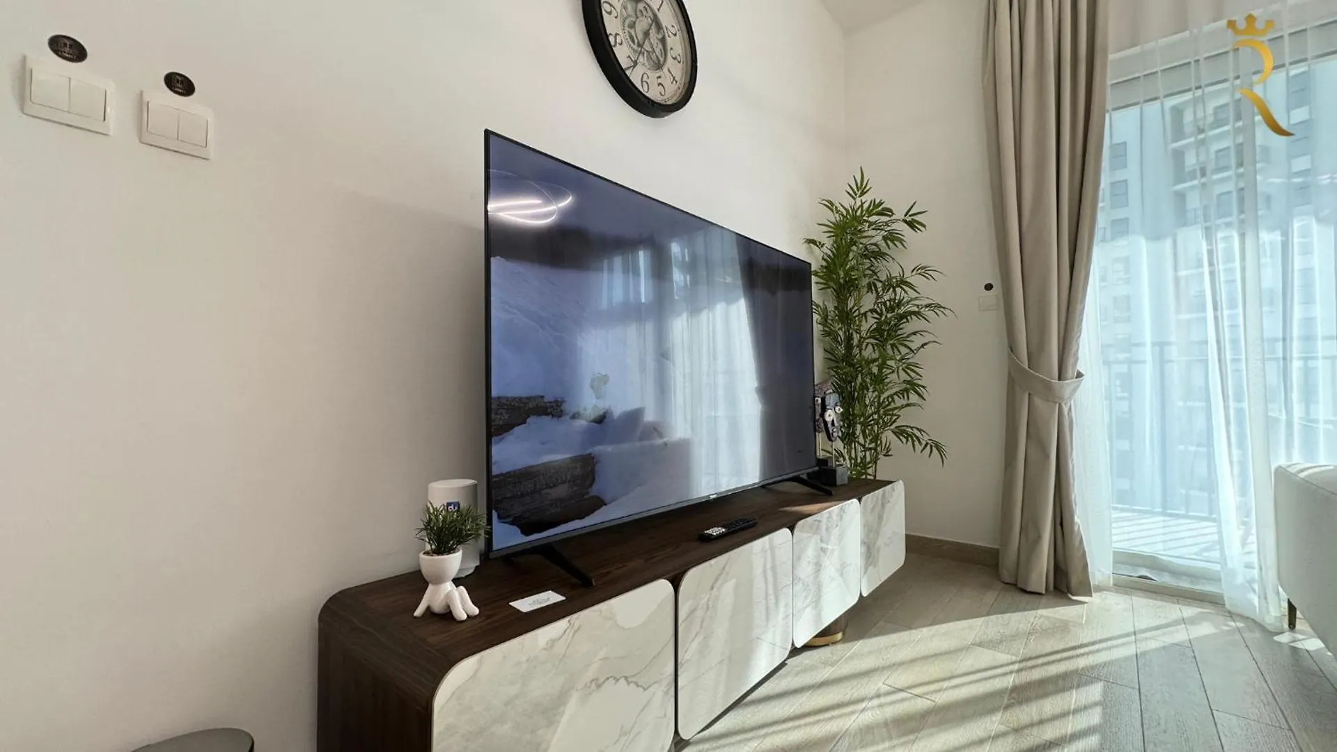 Spacious 2Br With Pool And Balcony Yas Island 아부다비 0*,  아랍에미리트